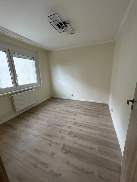 Eladó panellakás, Székesfehérvár