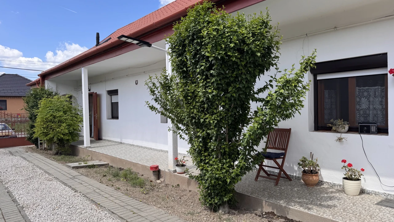 c3-1-name c2-1-name, Pázmánd