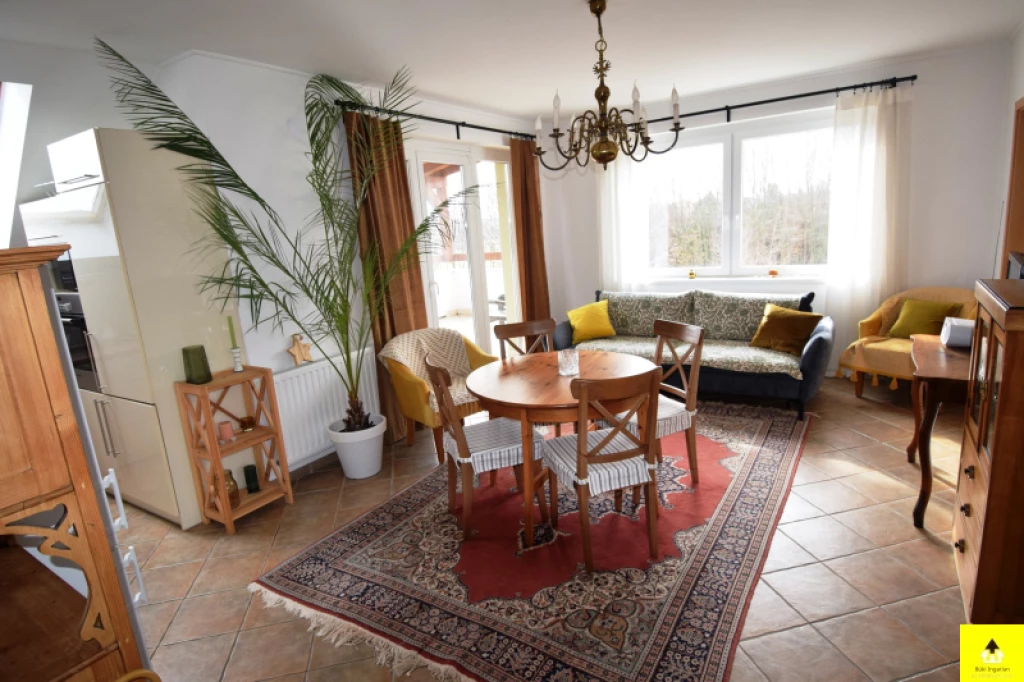 For sale brick flat, Bük