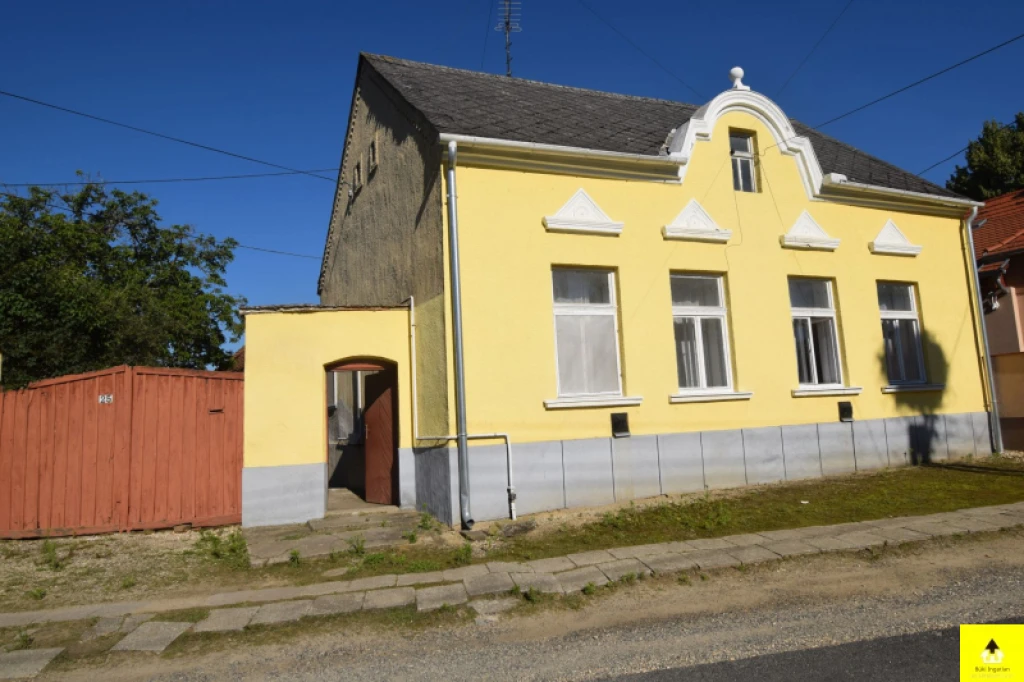 Kiadó családi ház, Gyöngyösfalu, Gyöngyösfaluban családi ház hosszú távra kedvező áron kiadó