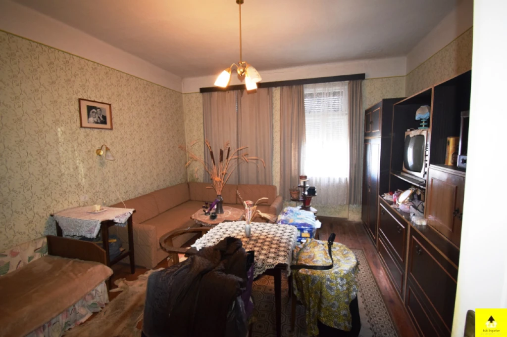 Eladó családi ház, Csepreg, Csepregen, csendes környezetben tégla építésű családi ház – kedvező áron!