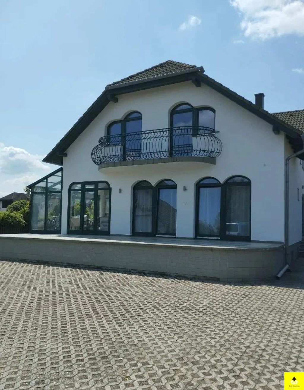 Eladó családi ház, Bük, Bükön kiváló adottságokkal rendelkező panzió eladó – 9 szoba, 380 m², 950 m²-es telek
