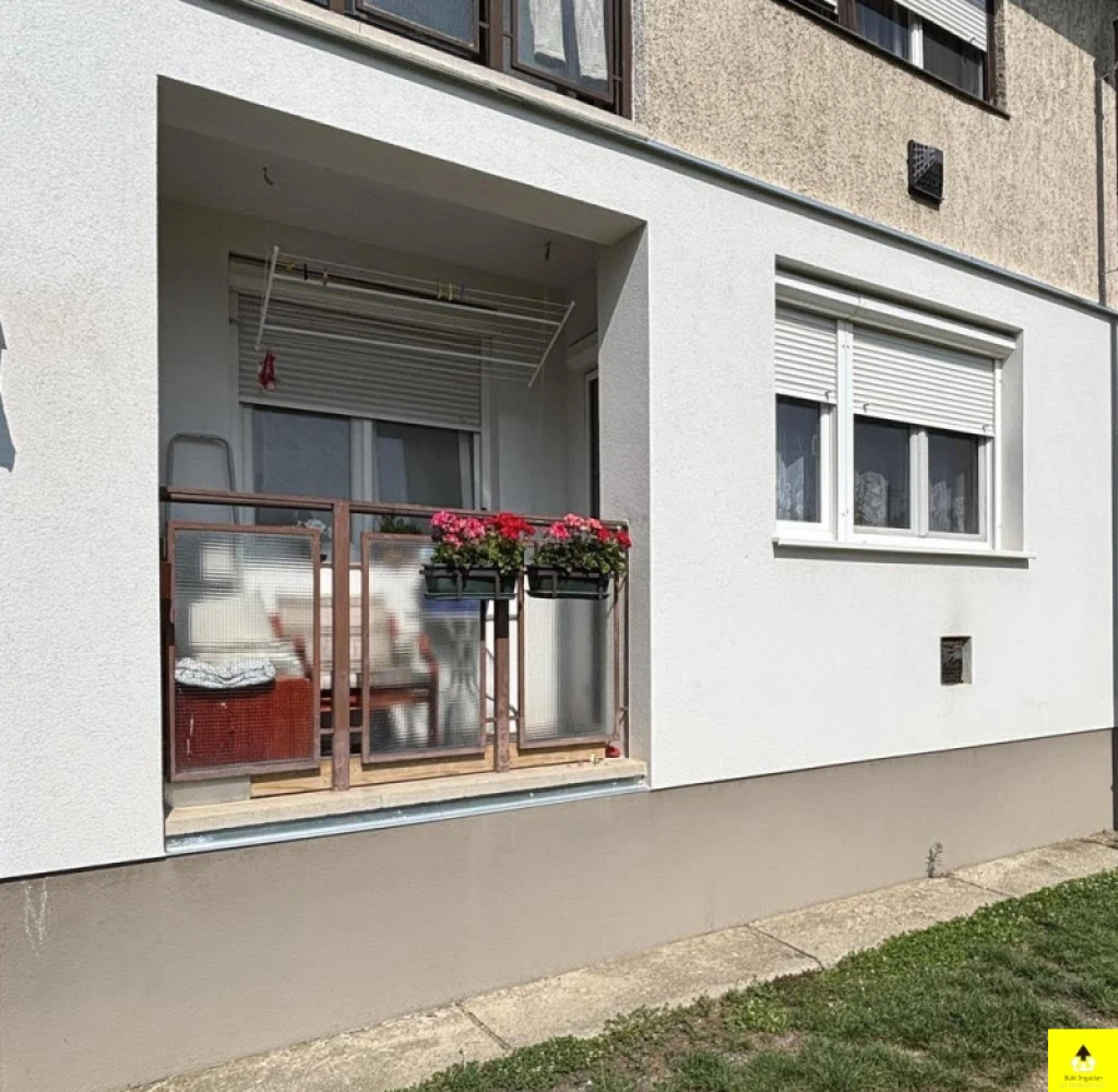c3-1-name c2-19-name, Bük, Bükön felújított, saját kerttel és garázzsal – akár 10% önerővel megvásárolható lakás eladó!