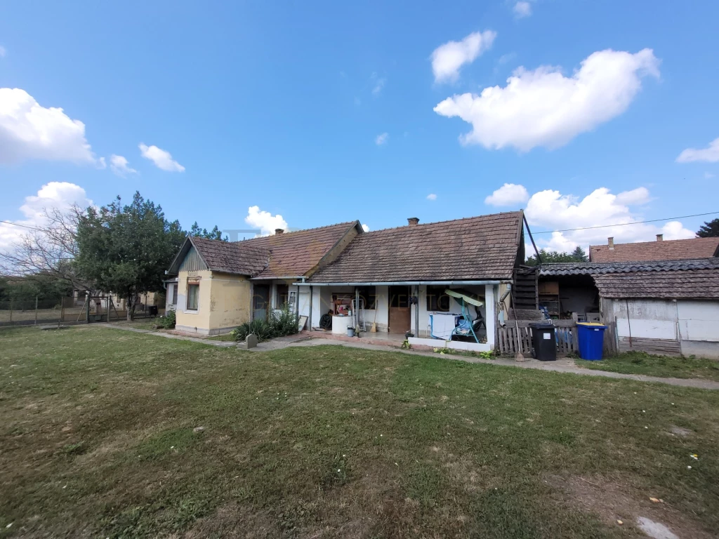 For sale house, Pánd