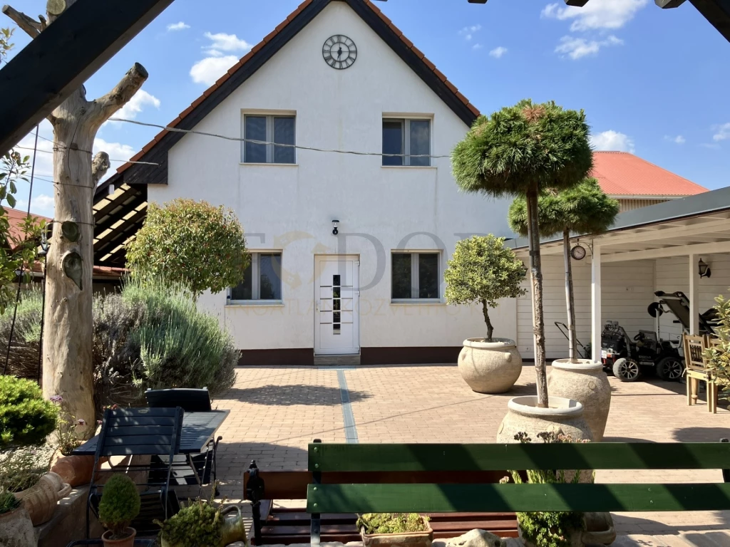 For sale depot, Budapest XVII. kerület, Rákoshegy, Rákóczikert utca