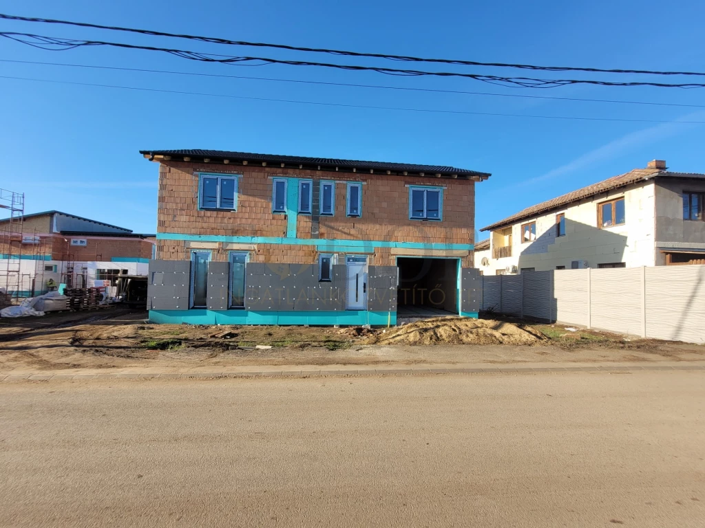 c3-1-name c2-2-name, Budapest XVIII. kerület, Almáskert