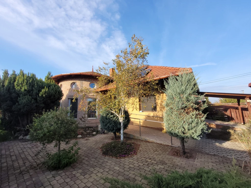 c3-1-name c2-1-name, Dunaharaszti