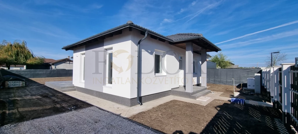 Eladó Ház, Üllő 105.000.000 Ft