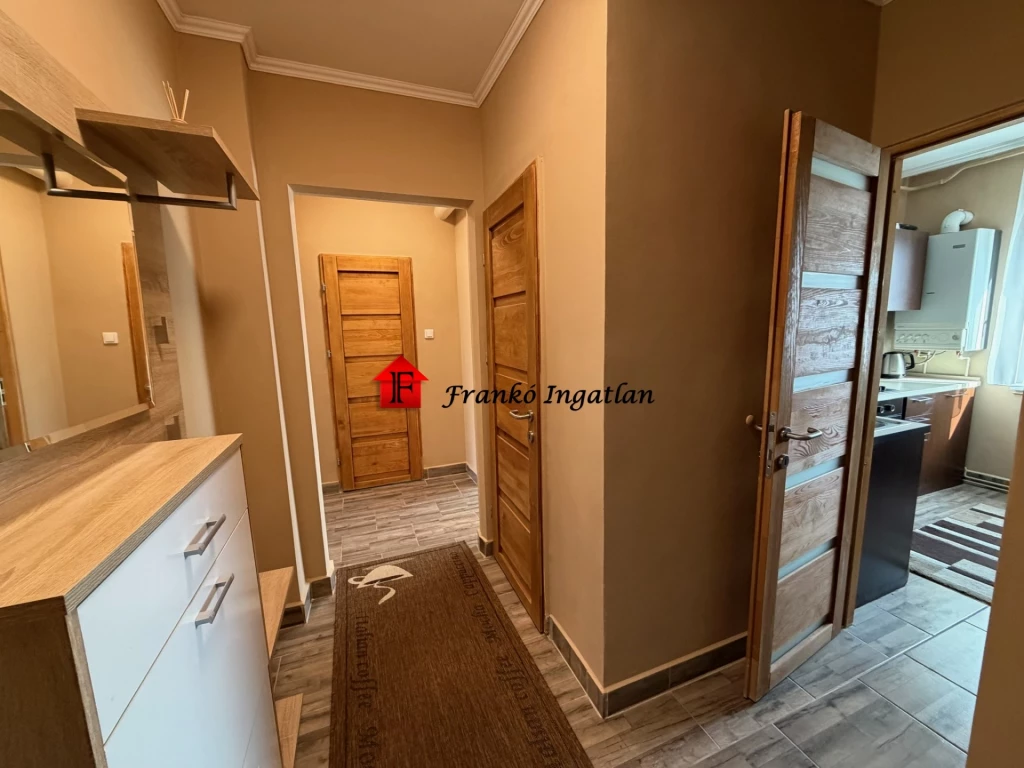 Eladó Lakás, Békéscsaba 37.900.000 Ft