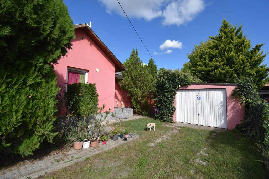 Eladó Családi ház, Tököl,  Nincs megadva, 75nm, 78800000 Ft