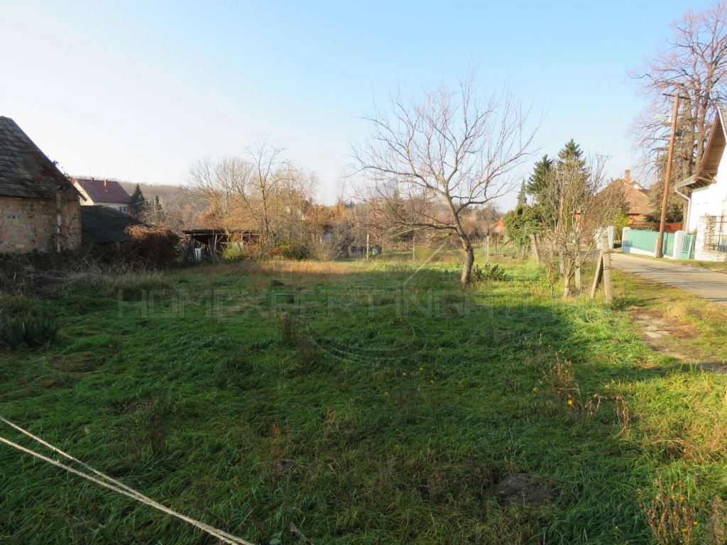 For sale building plot, Bakonyszentlászló