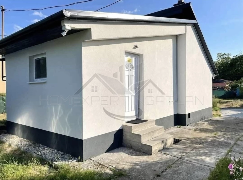 Szép ház Győrszentivánon, panellakásnál is olcsóbban