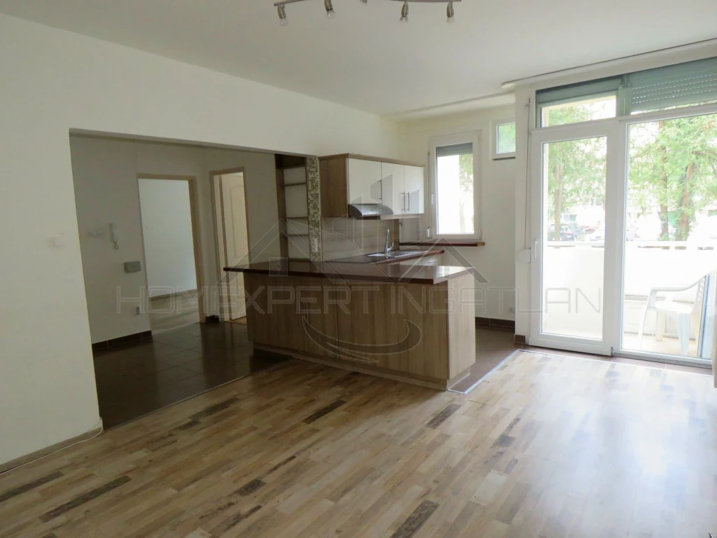 c3-1-name c2-19-name, Keszthely