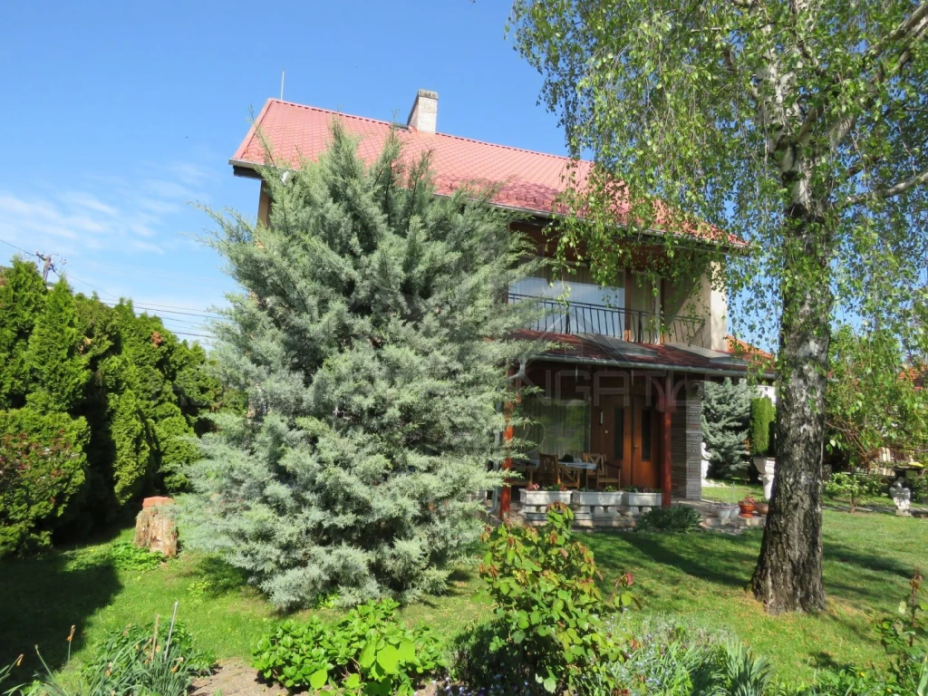 Valódi érték a város egyik legjobb részén!