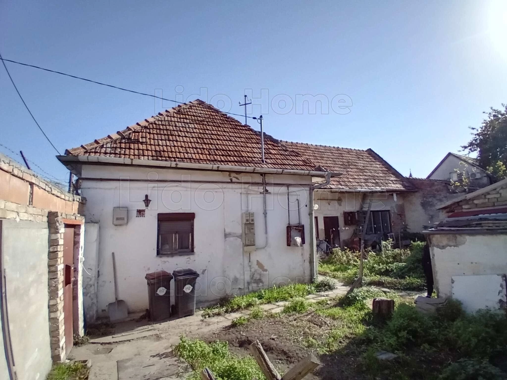 For sale part of a house property, Győr