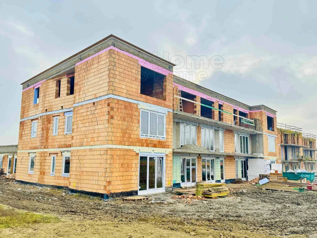 c3-1-name c2-19-name, Győr