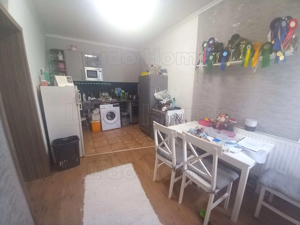 CSALÁDI HÁZ ELADÓ KAJÁRPÉCEN!