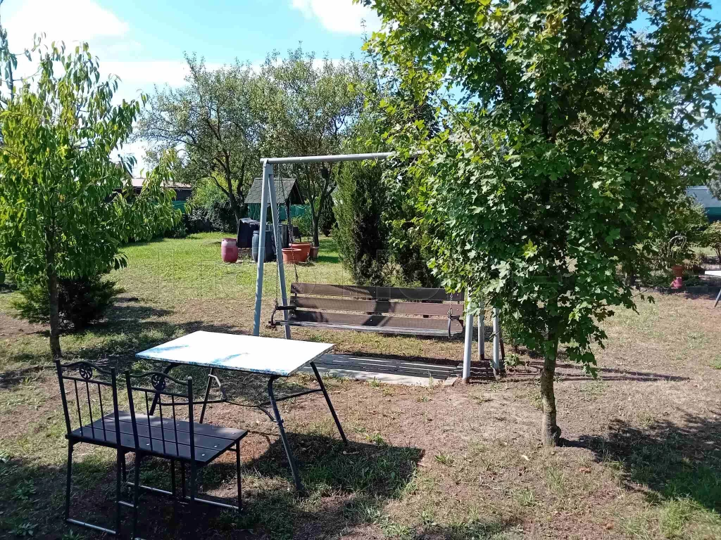 For sale closed garden, Győr