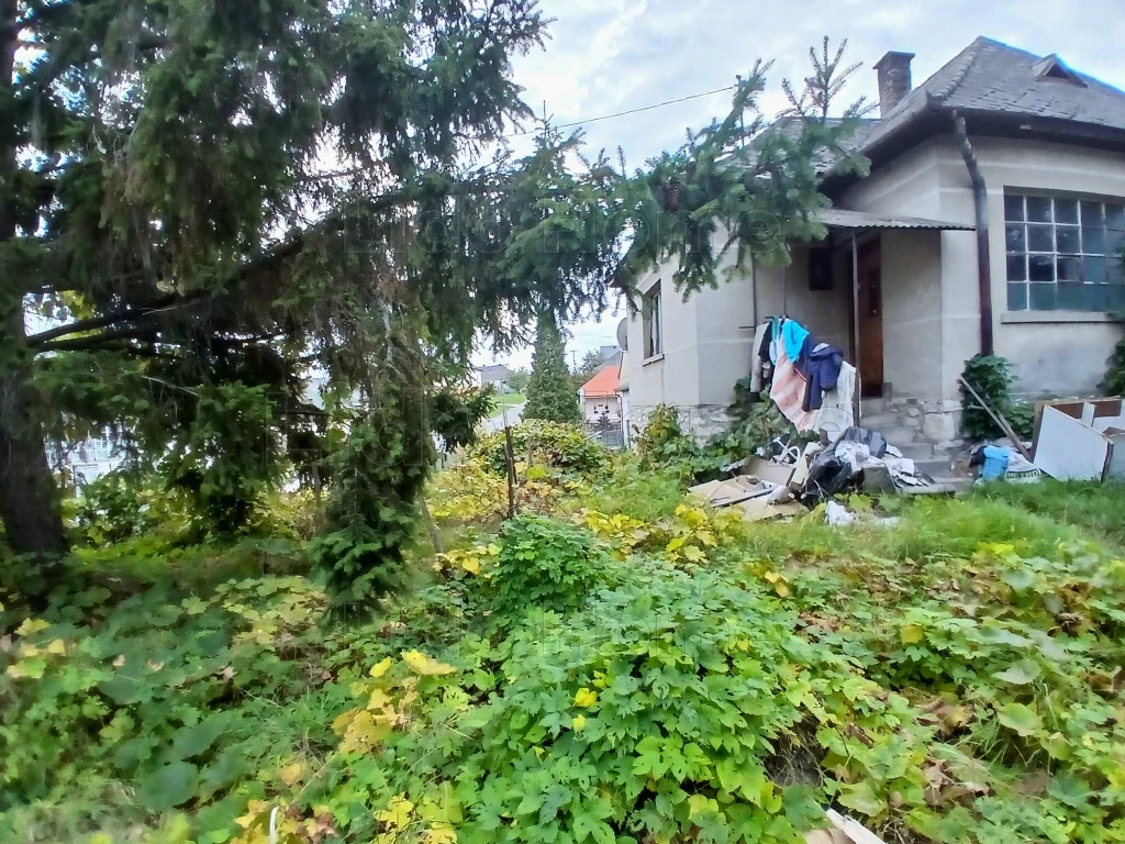 Eladó ház Csetény