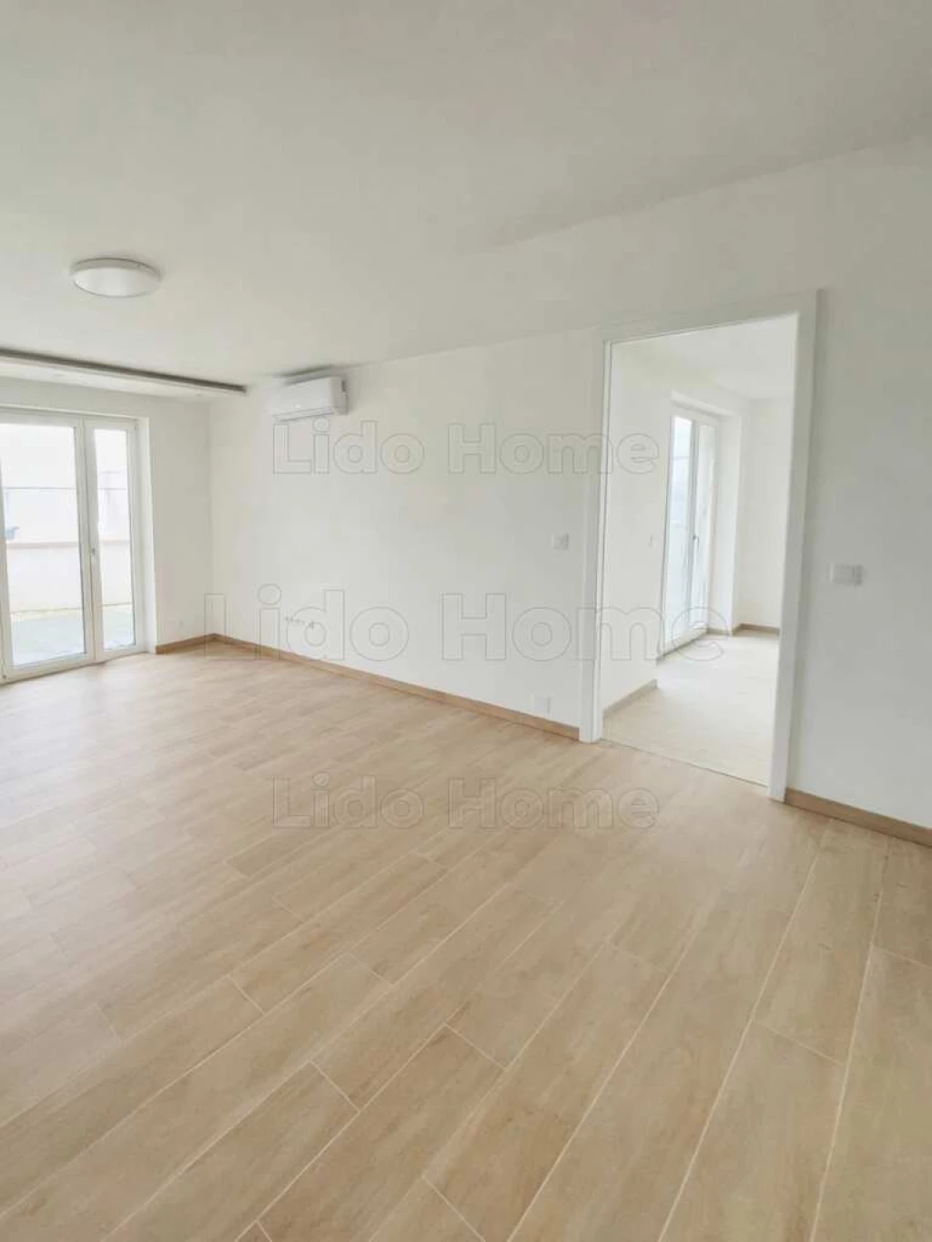 For sale brick flat, Győr