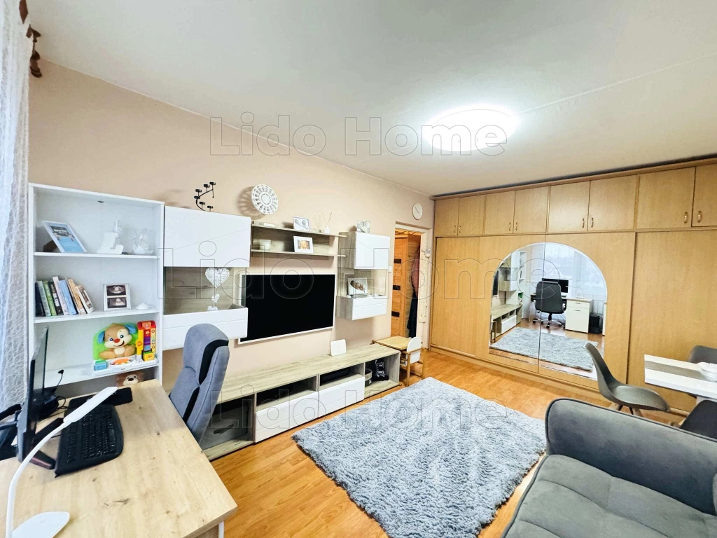 Eladó panellakás Győr-Szabadhegyen!