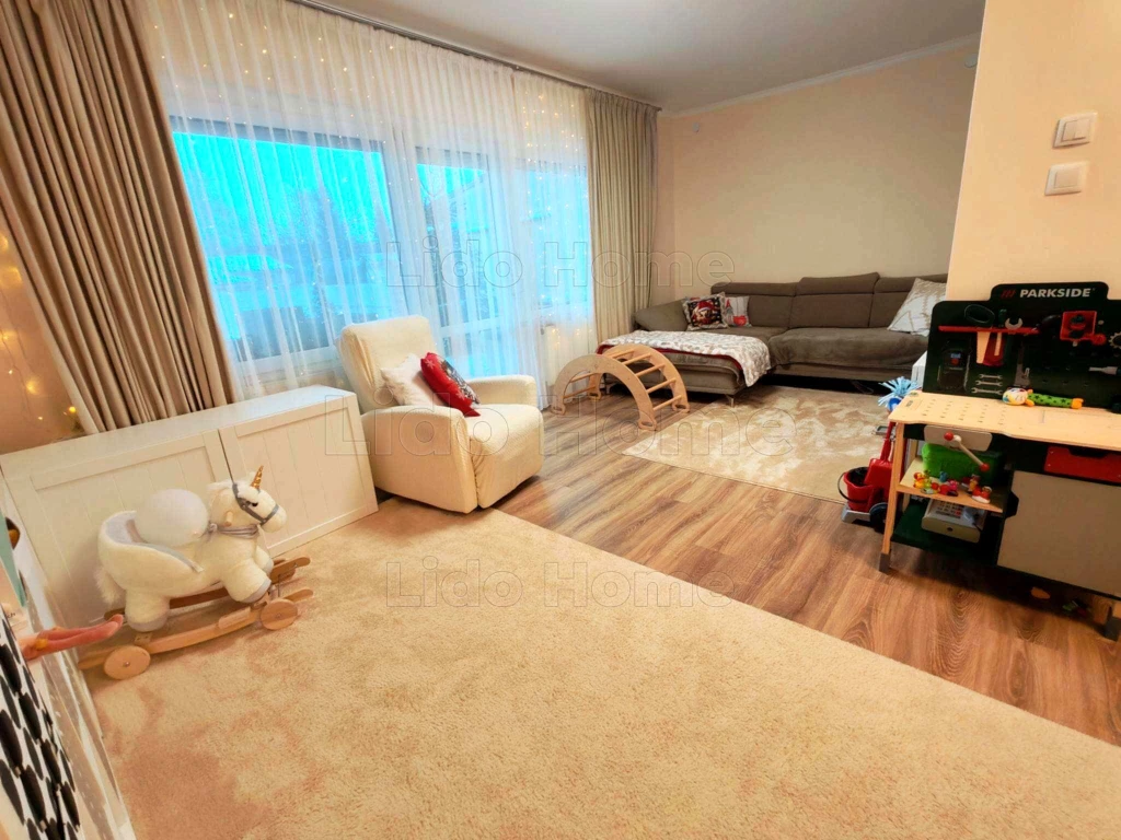 Felújított, kétszintes sorház eladó Győrtől 15 percre – Nagyszentjánoson