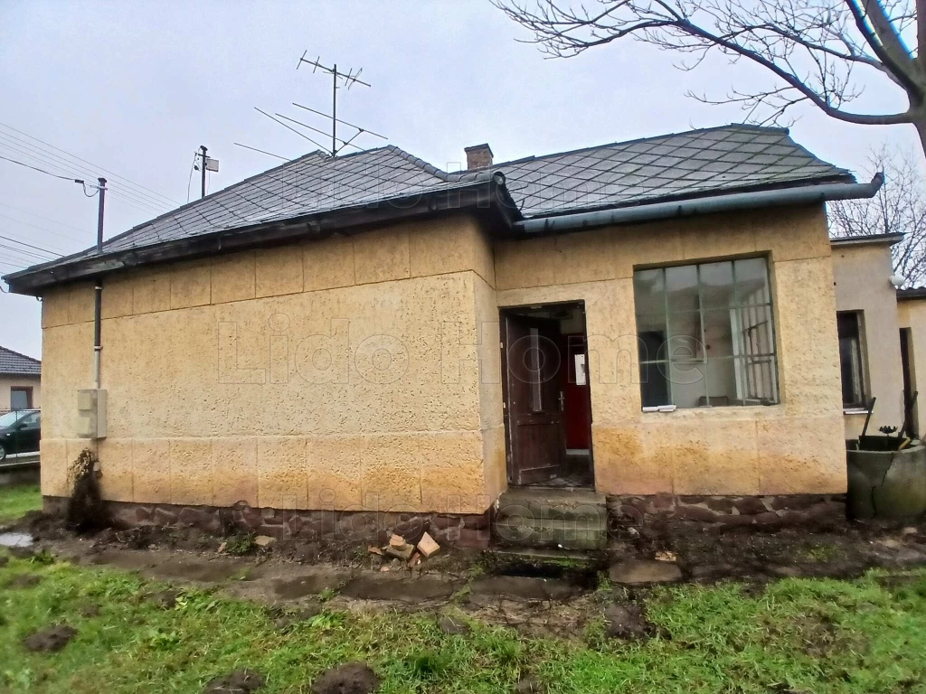 For sale house, Kisbér