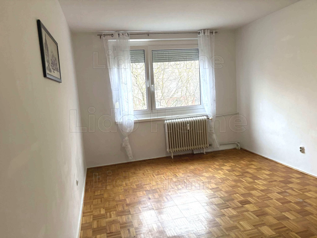 Eladó panel lakás a Szigethy Attila úton