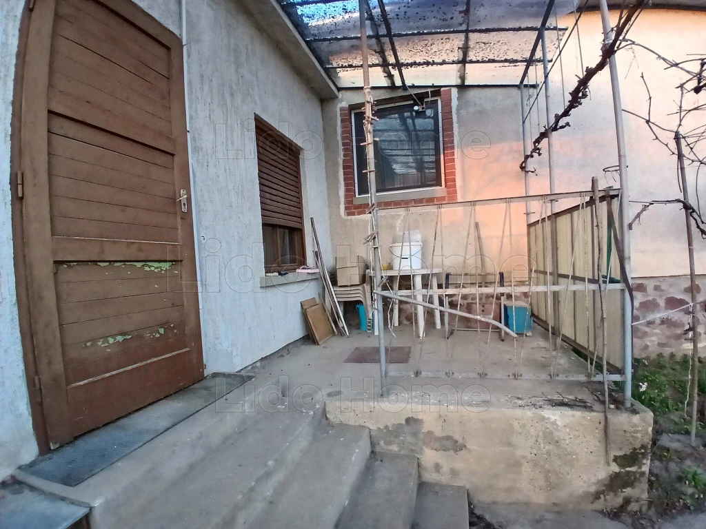 Eladó családi ház Romándon!