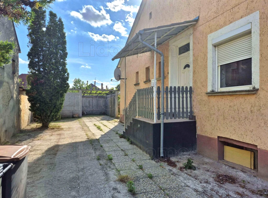 c3-1-name c2-1-name, Győr