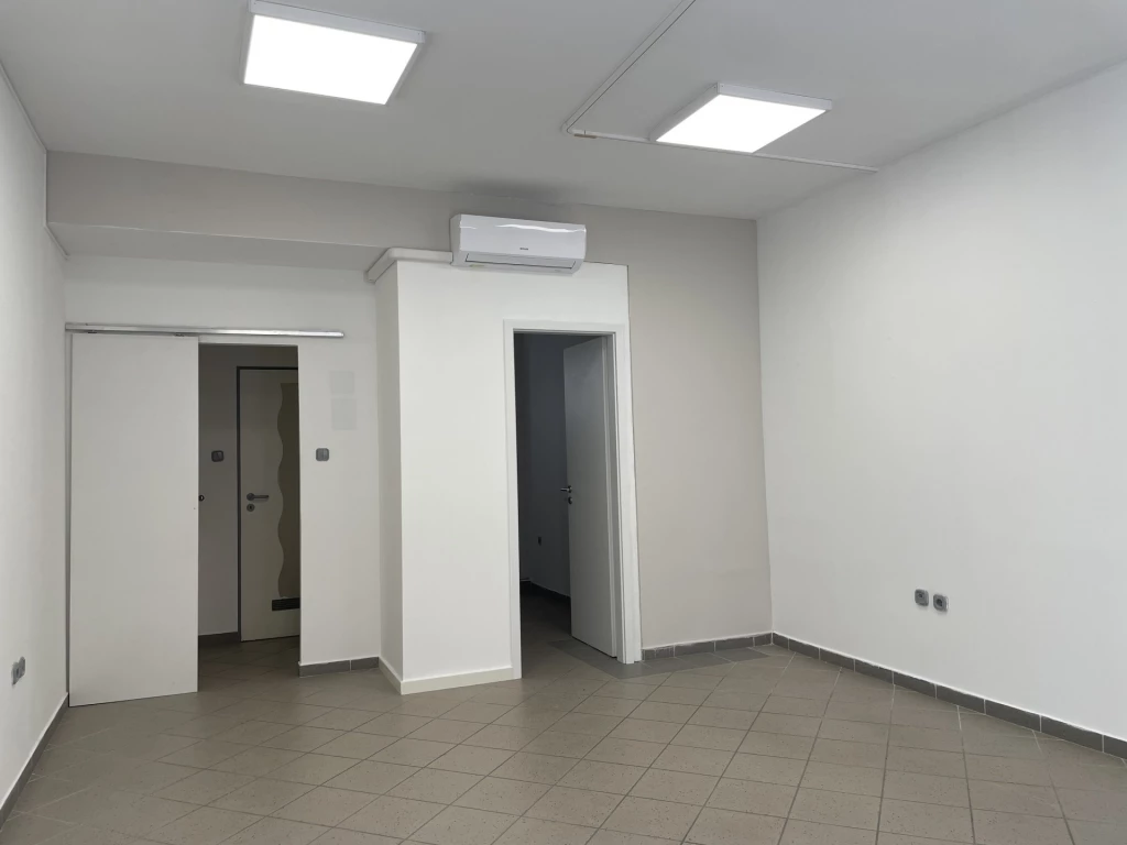 Kiadó Üzlethelyiség, Győr Rákóczi Ferenc utca 151.000 Ft