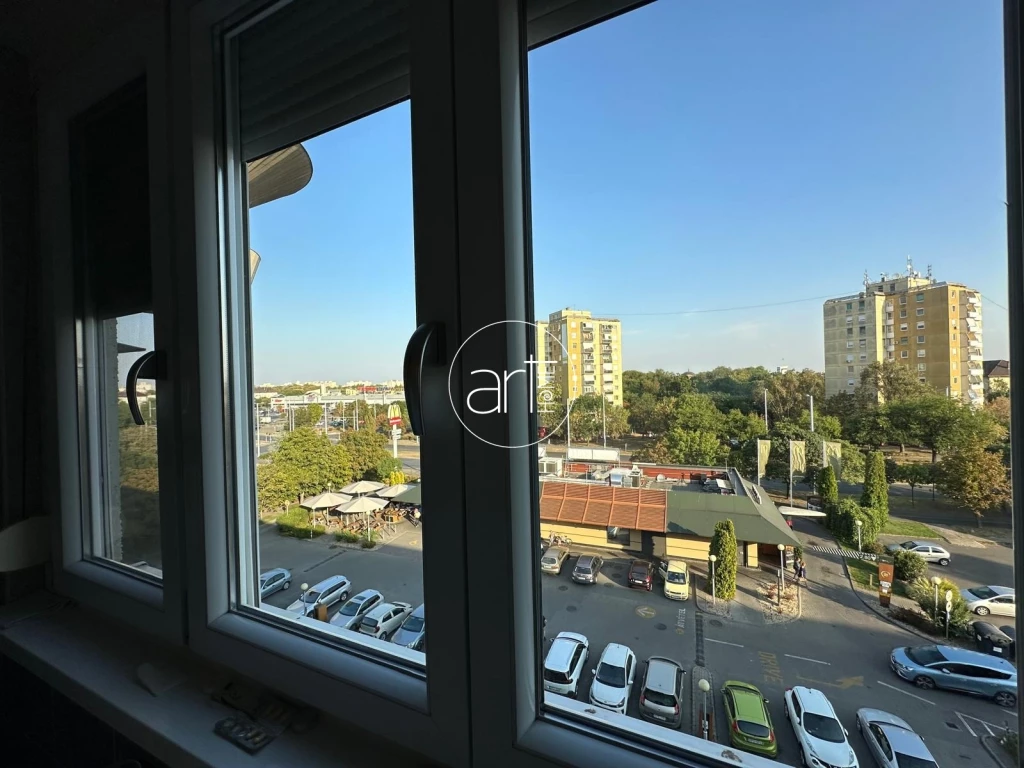 For sale panel flat, Szeged, Újrókus, Petresi utca