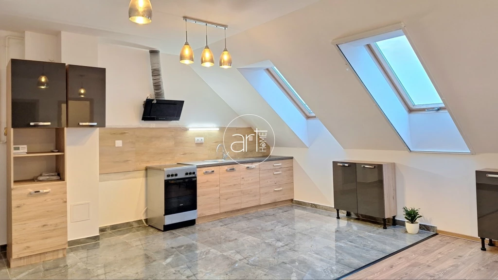 c3-2-name c2-19-name, Szeged, Móraváros, Remény utca