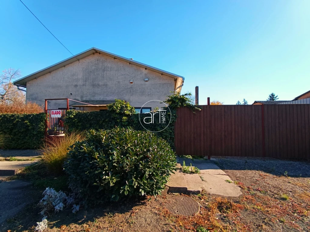 For sale depot, Hódmezővásárhely