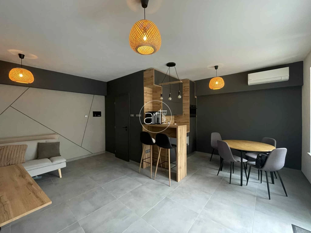 For sale store, Hódmezővásárhely, Szegfű