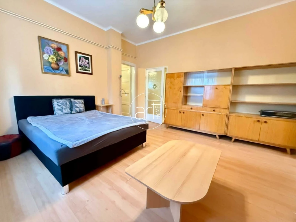 Eladó Lakás, Szeged Bajai út 59.900.000 Ft