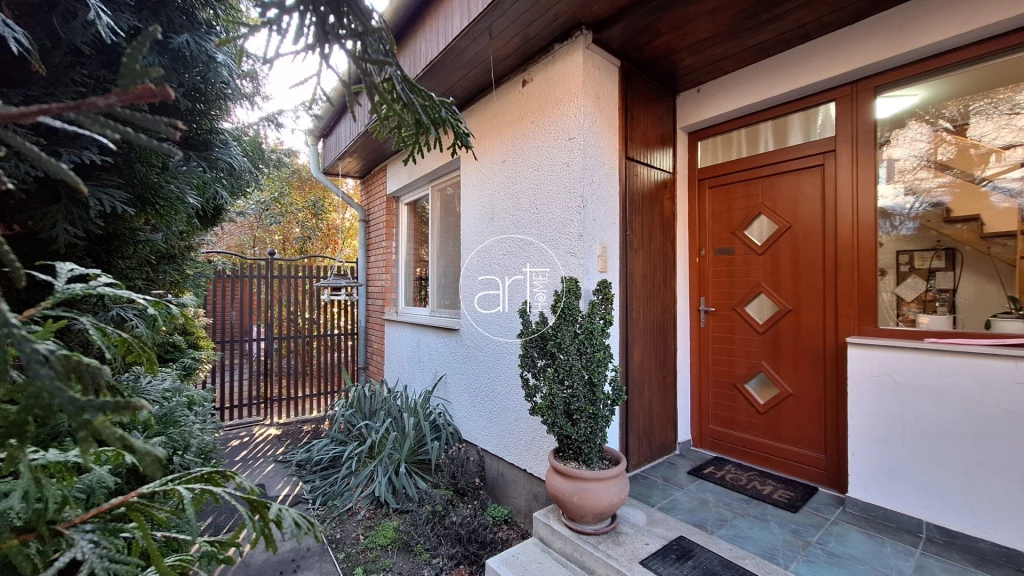 Eladó Lakás, Szeged 100.000.000 Ft