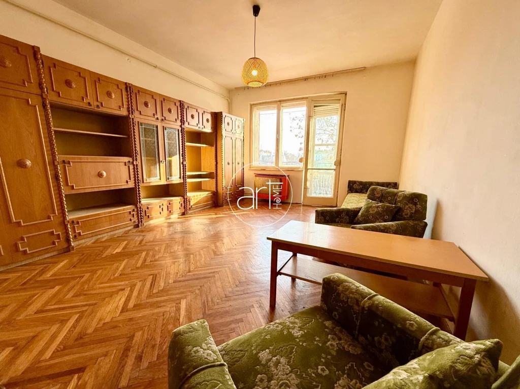 Eladó Lakás, Szeged Mars tér 37.500.000 Ft