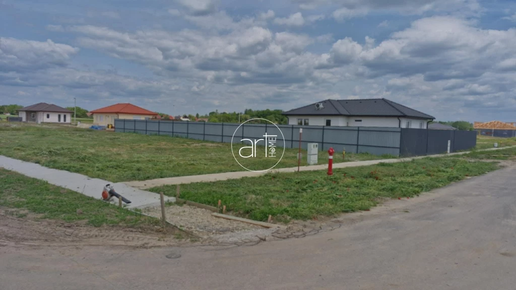 Eladó Telek, Deszk Vujicsics Tihamér 26.900.000 Ft