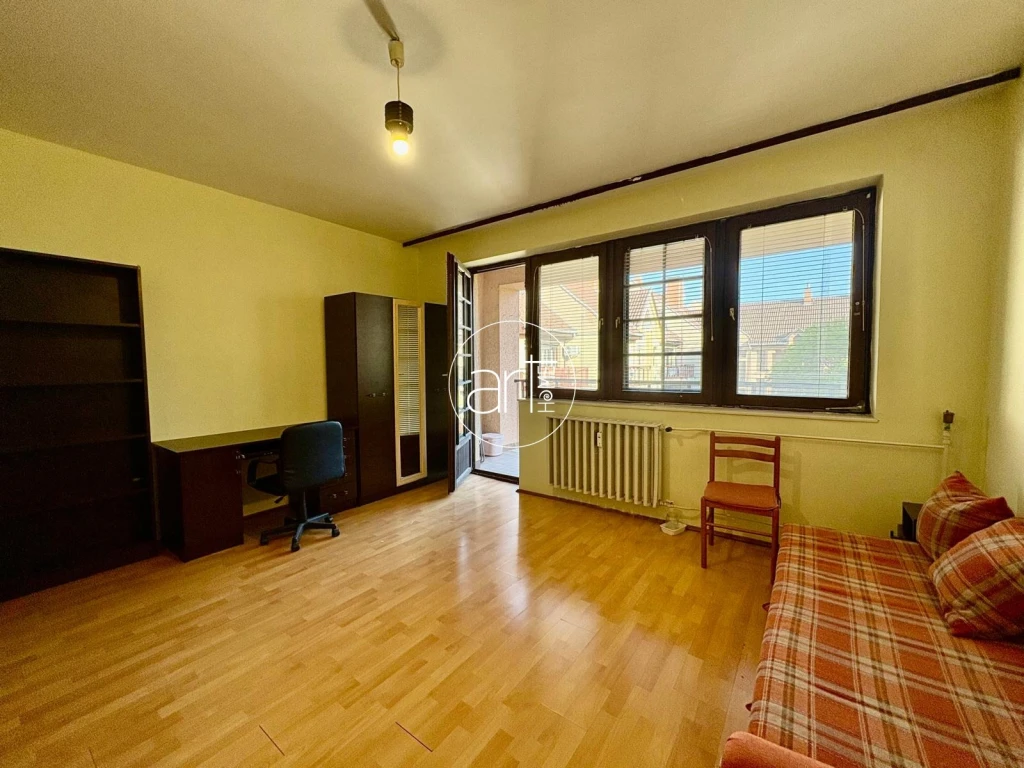 c3-1-name c2-19-name, Szeged, Felsőváros, Bárka utca