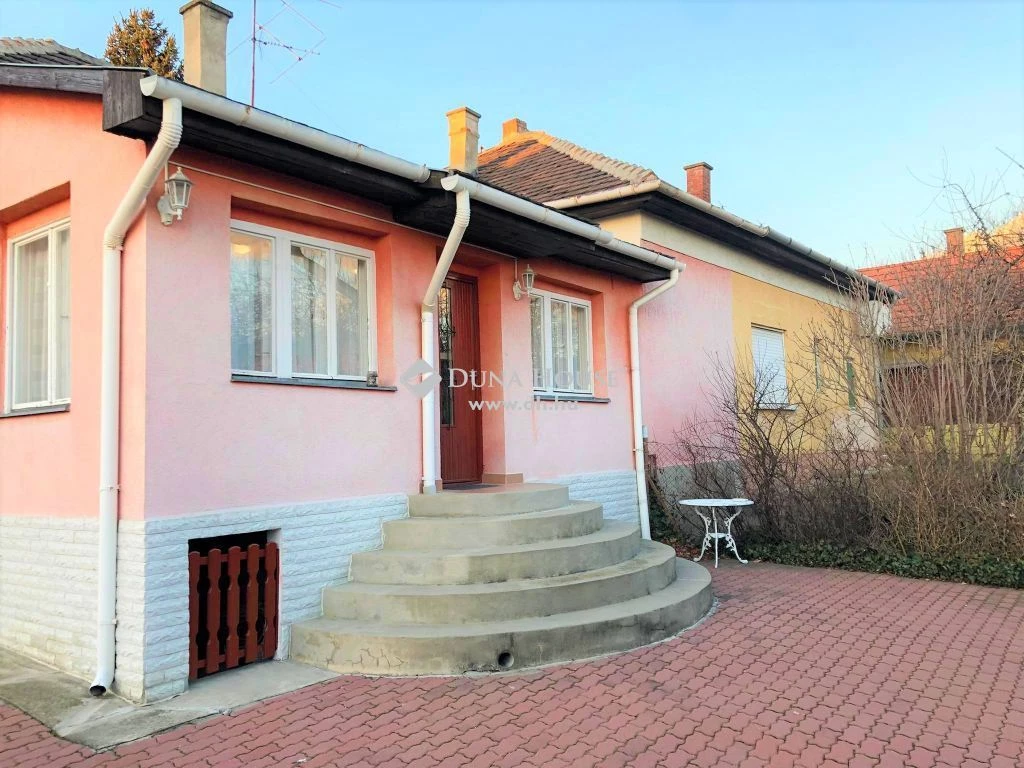 For sale semi-detached house, Budapest XXII. kerület, Damjanich utca