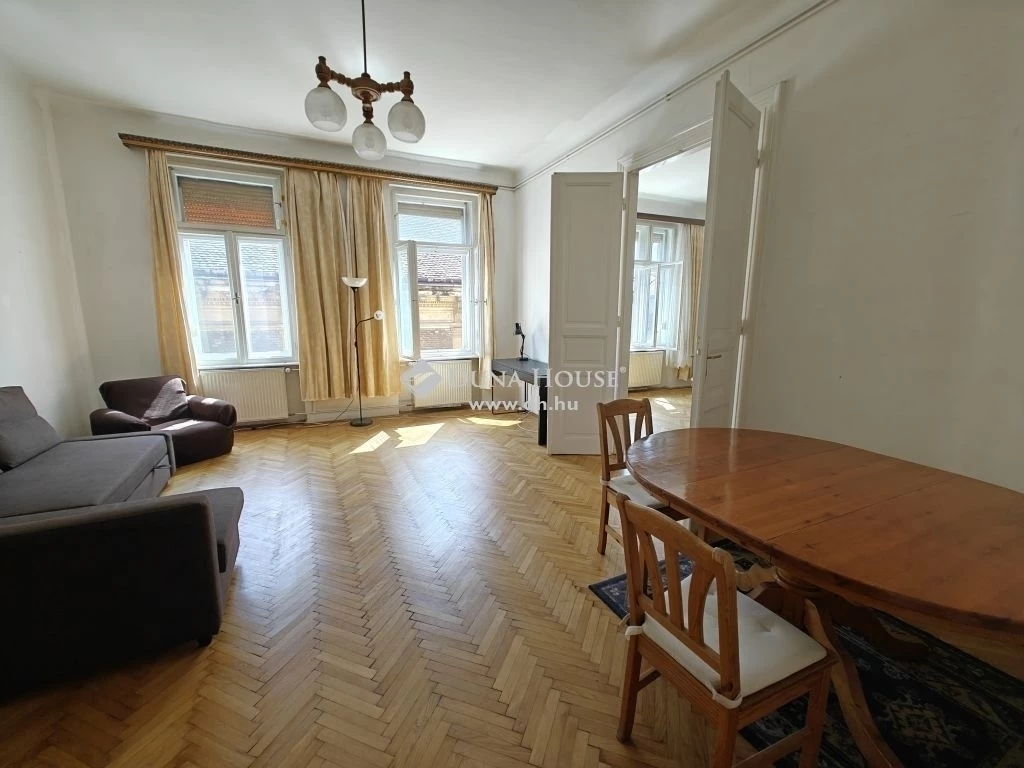 Eladó lakás, Budapest 8. ker.