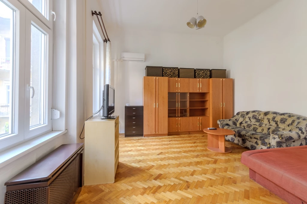 For sale brick flat, Budapest VI. kerület, Nagykörúton belüli terület, Szinyei Merse utca