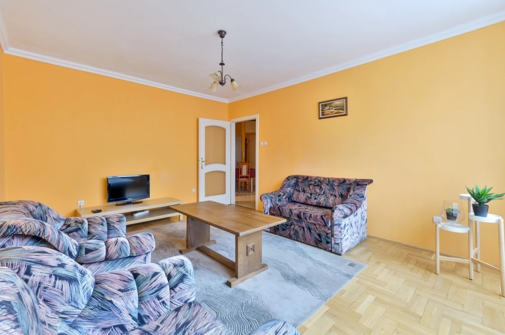 For rent brick flat, Budapest XII. kerület, Orbánhegy, Költő utca