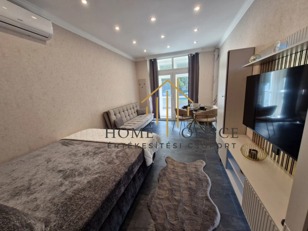 c3-2-name c2-20-name, Debrecen