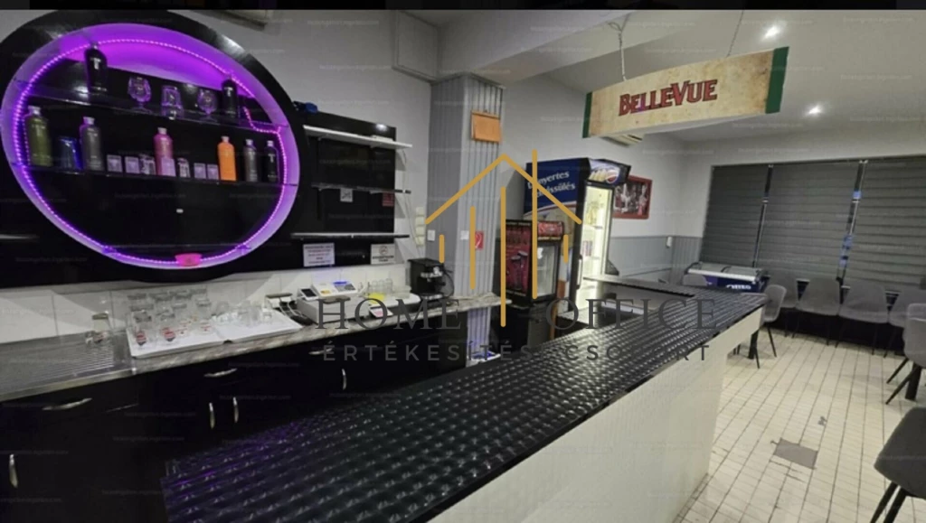 Görbeházán üzlet eladó!