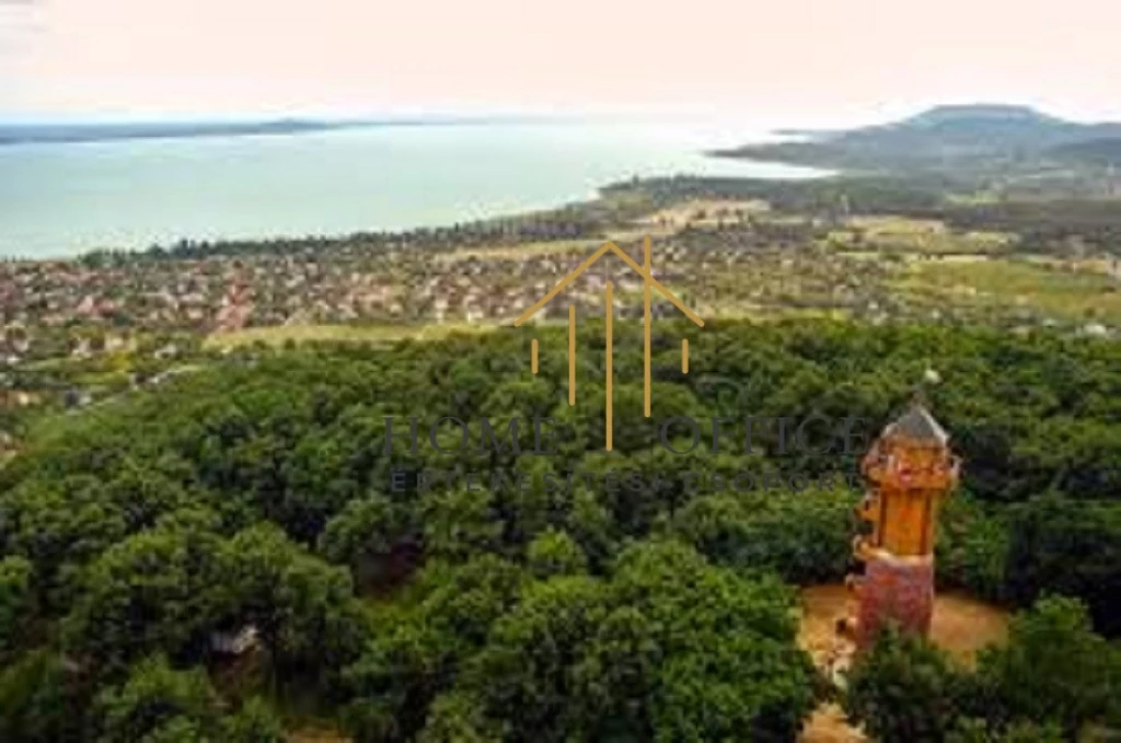 Révfülöpön építési telek eladó!