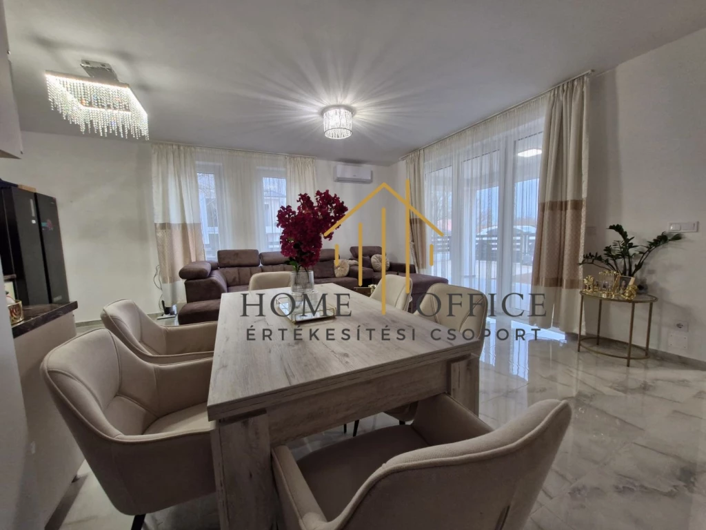 Tégláson új építésű ikerházfél eladó!