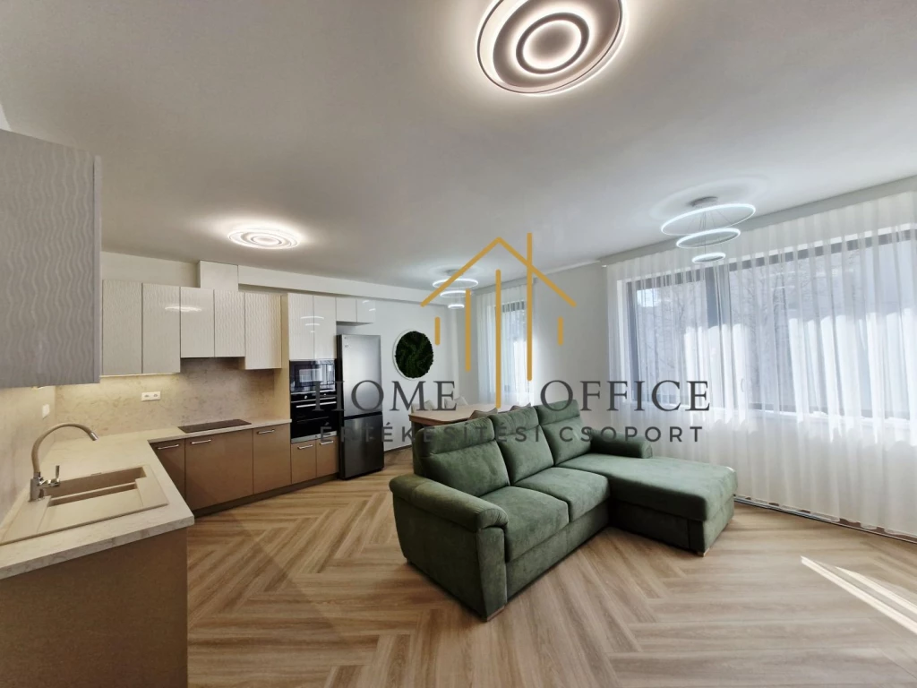 For rent brick flat, Hajdúböszörmény