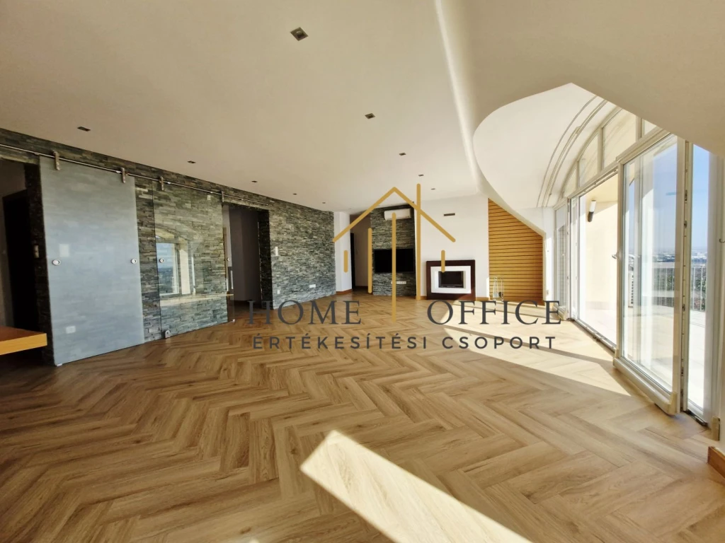 Budapest Rózsadombon panorámás lakás eladó!